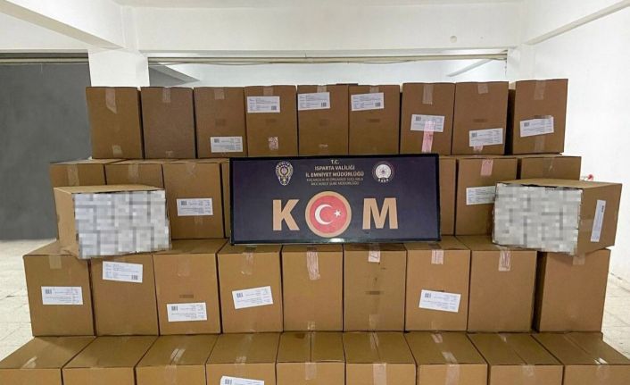 Isparta’da 1 milyon adet kaçak makaron ele geçirildi