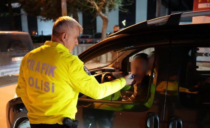 Isparta’da asayiş ve trafik uygulaması: 22 sürücüye ceza