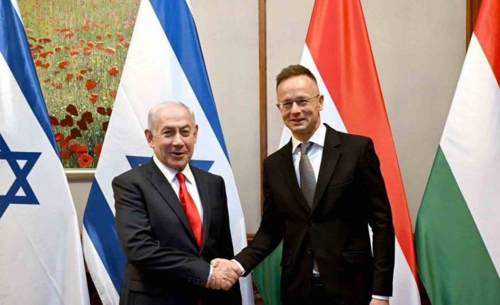 İsrail Başbakanı Netanyahu, Macaristan Dışişleri Bakanı Szijjarto ile görüştü
