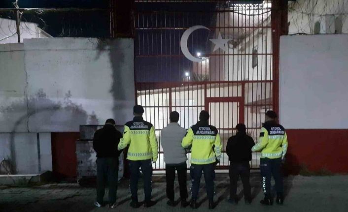İzmir’den Aydın’a süren uyuşturucu ticaretine jandarma ‘dur’ dedi