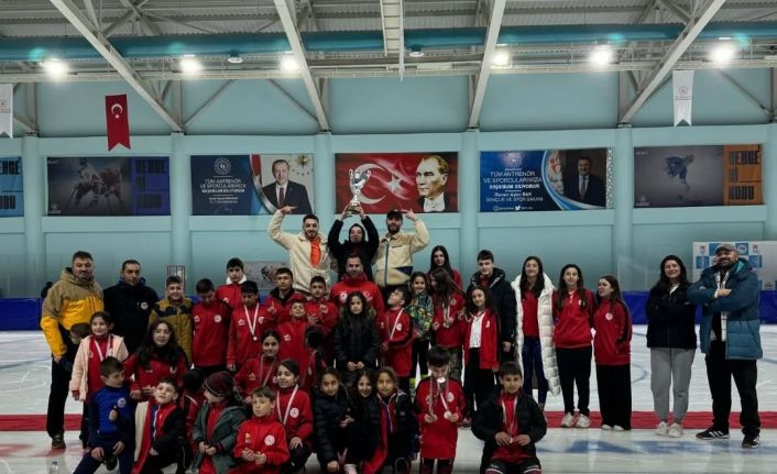Kars’ta sürat pateni heyecanı sona erdi