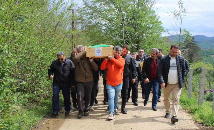 Kazada vefat eden aynı aileden üç kişi toprağa verildi
