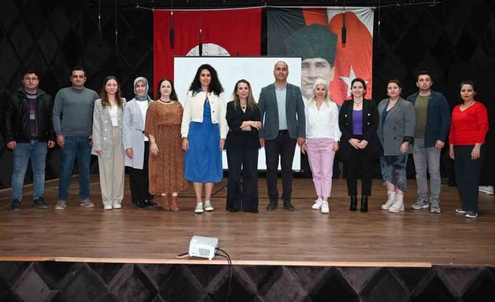 Kemer’de kurs öğrencilerine seminer verildi