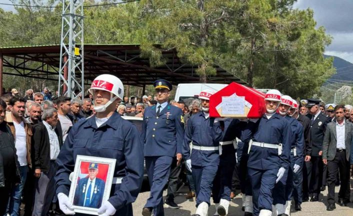 Kıbrıs gazisi Kemal Çetin son yolculuğuna uğurlandı