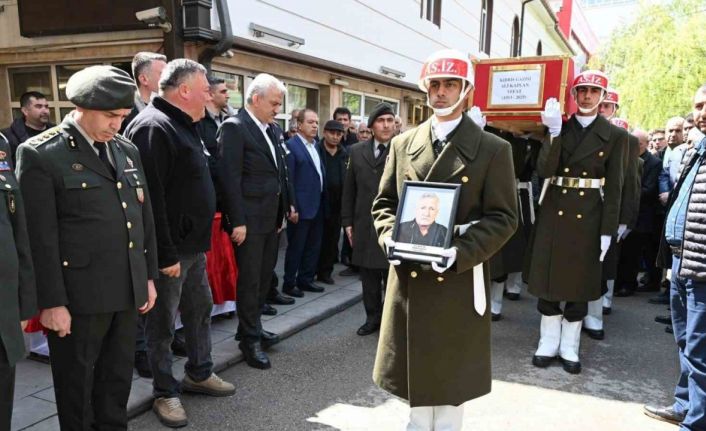 Kıbrıs gazisi son yolculuğuna uğurlandı