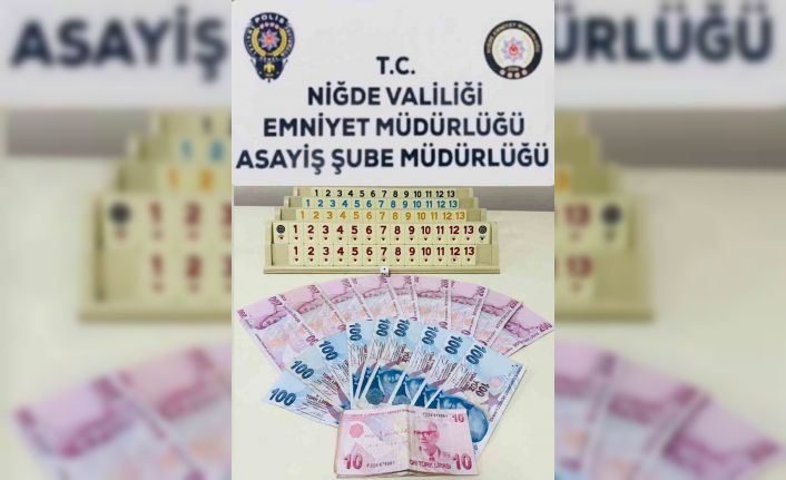 Kumar oynayan 5 kişi yakalandı