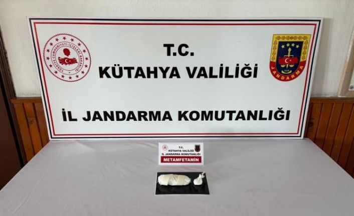 Kütahya’da aracında uyuşturucu bulunan şahıs tutuklandı