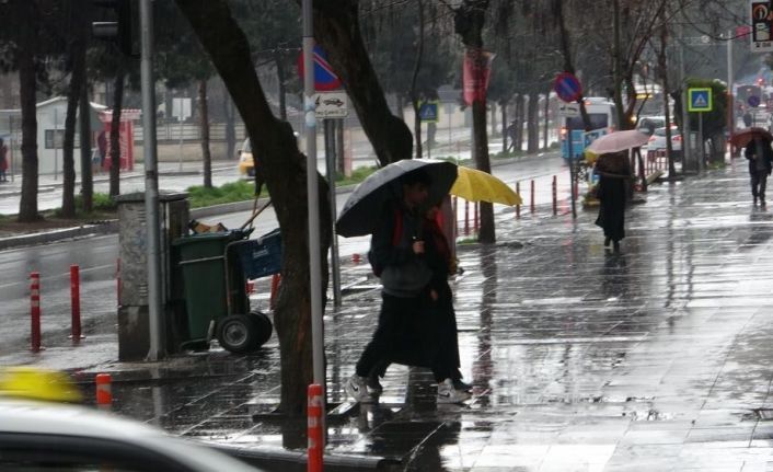 Meteoroloji 4 ilde sağanak yağış bekliyor
