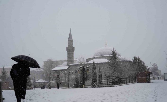 Meteorolojiden kuvvetli yağış uyarısı