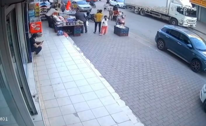 Motosikletlerin karıştığı kazalar saniye saniye kameralara yansıdı