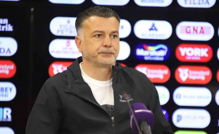 Murat Şahin: "İkinci yarıdaki oyunla maçı kaybetmeyi hak ettik"