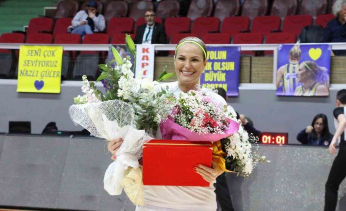 Nazlı Güler, 42 yaşında basketbola veda etti