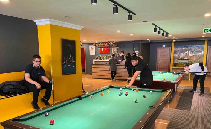 Niğde’de bilardo heyecanı yaşandı