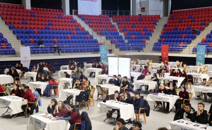 Niğde’de Kültür ve Sanat Yarışmalarında gençler bilgileriyle yarıştı