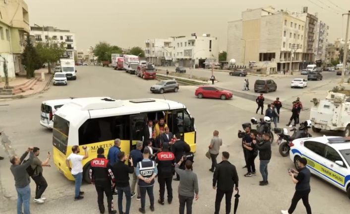 Nusaybin esnafından "Polis Haftası" kutlaması