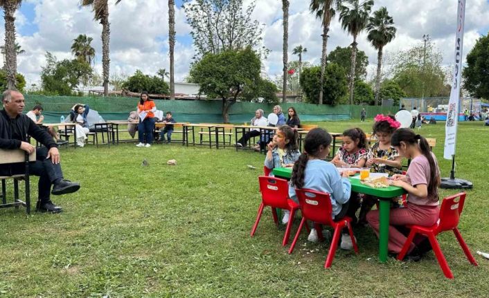 Ogün Abi Derneği, Portakal Çiçeği Karnavalı’nda
