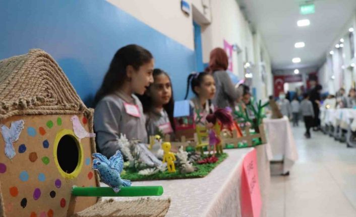 Oltu’da Bilim Şenliği: Miniklerden büyük projeler