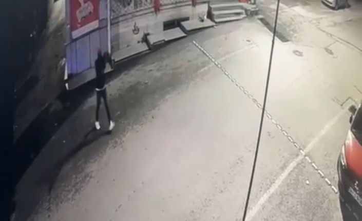 Önce etrafı kolaçan etti sonra iş yerine kurşun yağdırdı
