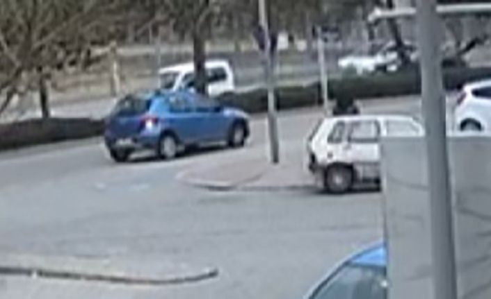 Otomobilin yayaya çarptığı feci kaza kamerada