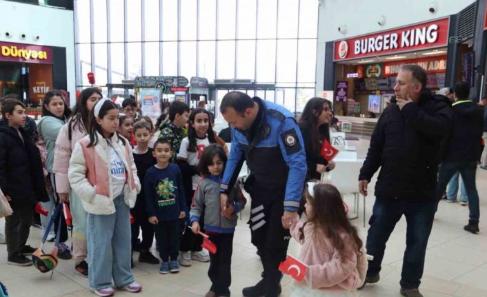 Polis çocuklarına özel etkinlik