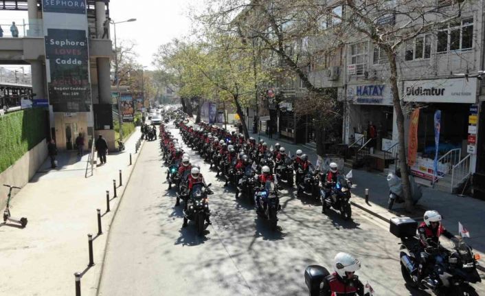 ‘Polis Haftası’ kapsamında İstanbul’da kortej geçişi yapıldı