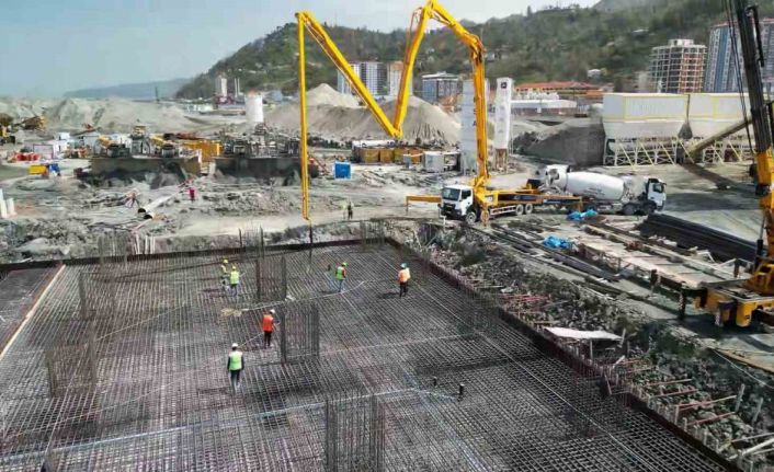 Rize Şehir Hastanesi inşaatının yüzde 51’i tamamlandı