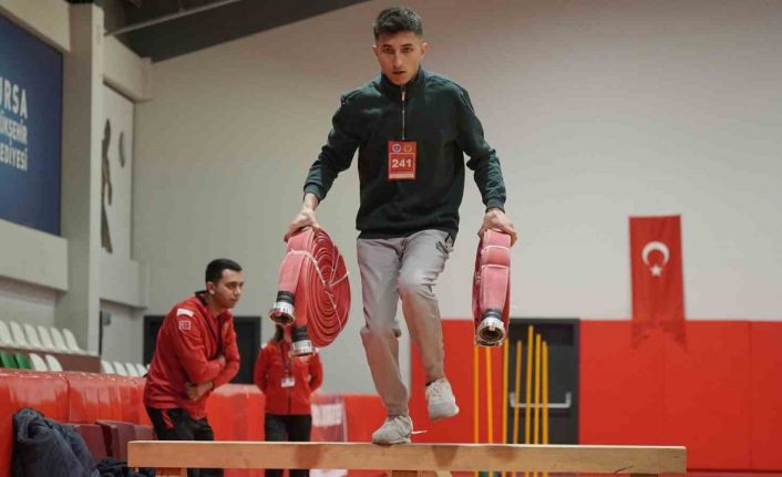 Sanki Survivor..İtfaiye eri olabilmek için ter döktüler
