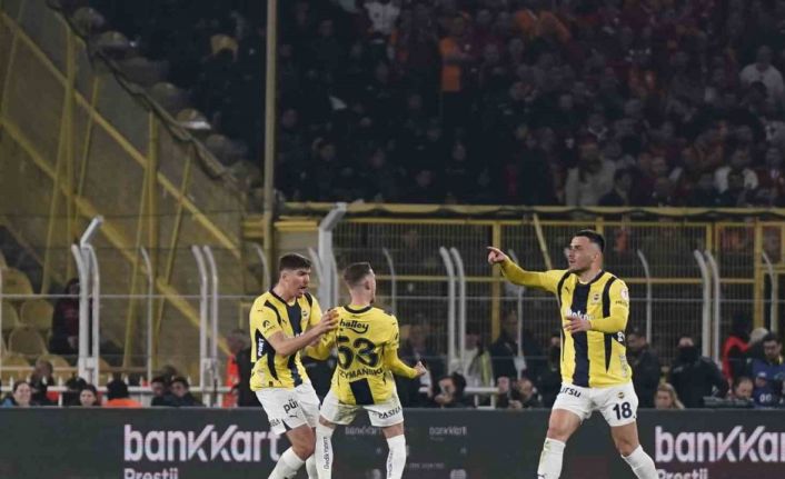 Sebastian Szymanski, 7. golünü attı