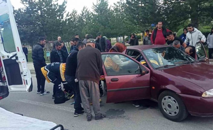 Seydişehirde trafik kazası: 3 yaralı