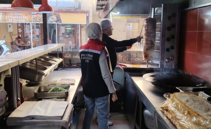 Söke’de dönerciler denetlendi