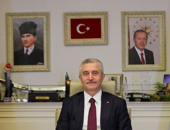 Tahmazoğlu’ndan evli çiftlere nakdi destek ve kültür gezileri