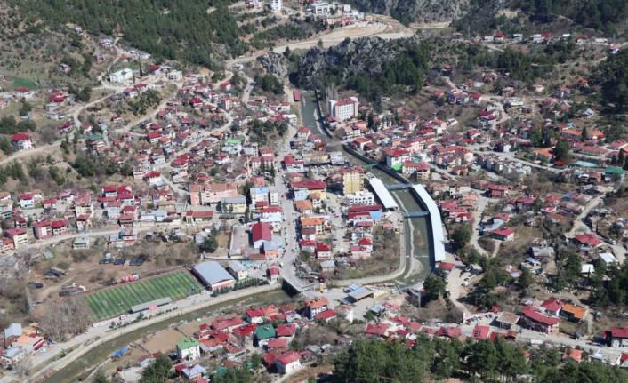 Tarih ve doğa zengini Feke ziyaretçilerini bekliyor