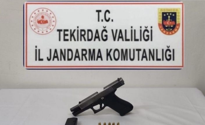 Tekirdağ’da jandarmadan uyuşturucu ve silah operasyonları