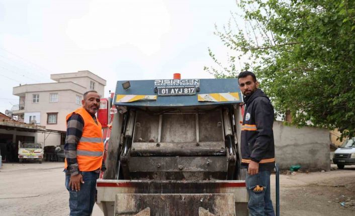 Temizlik ekibi kaplumbağaların hayatını kurtardı