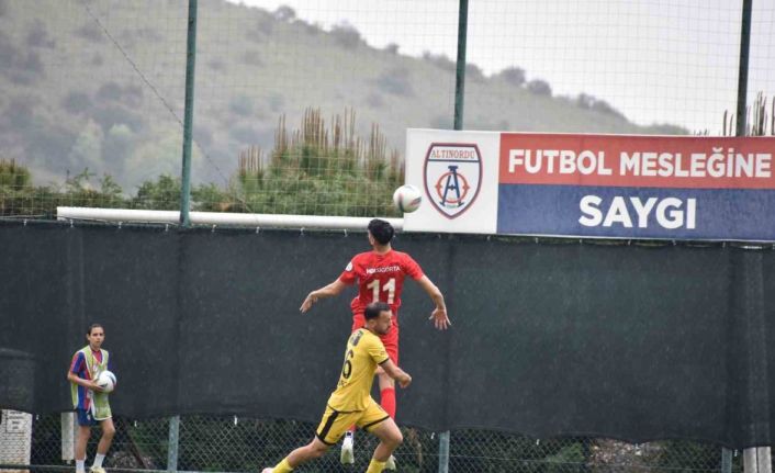 TFF 2. Lig: Altınordu: 0 - Adana 1954 FK: 2