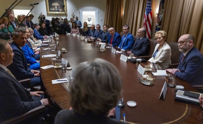 Trump: "(Gazze’deki esirler) Onları geri getirmeye yakınız"