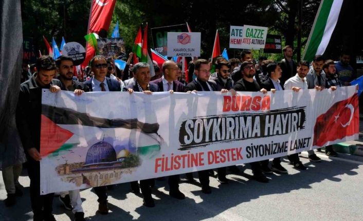 Uludağ Üniversite öğrencilerinden vicdan nöbeti: Zulme karşı sessiz kalmıyoruz