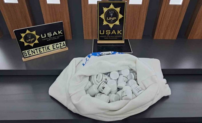 Uşakta uyuşturucu satıcısı karı-koca tutuklandı