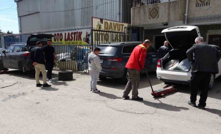 Van’daki oto lastikçilerde ‘bahar’ yoğunluğu