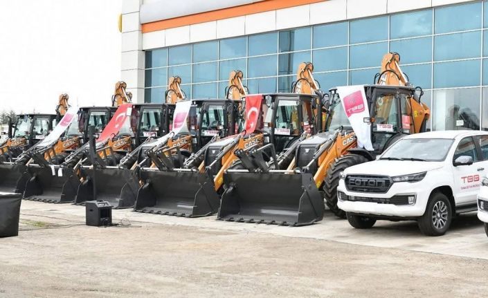Yeni iş makinesi Sultanhisar Belediyesi’ne teslim edildi