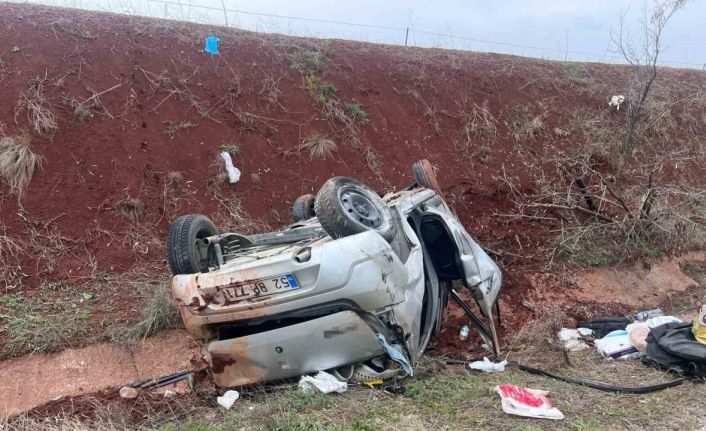 Yoldan çıkan otomobil takla attı: 4 yaralı