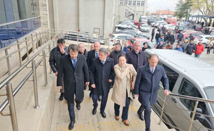 Zonguldak Belediye Başkanı Erdem adliyede ifade verdi