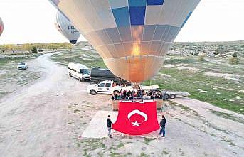 23 Nisan kutlamaları gökyüzünde başladı
