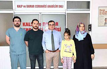9 yaşındaki Mina, mitral kapak tamir yöntemi ile iyileşti