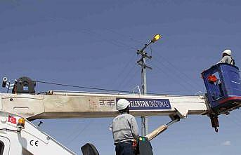 Aras Elektrik hizmet bölgesini aydınlatmaya devam ediyor