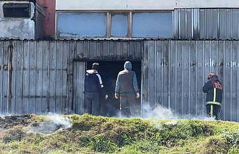 Arnavutköyde fabrika deposunda korkutan yangın