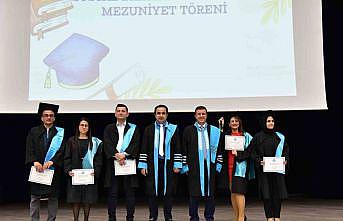Balıkesirde geleceğin akademisyenleri kep attı