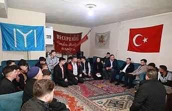 Başkan Balaban Yuntdağında vatandaşlarla bayramlaştı