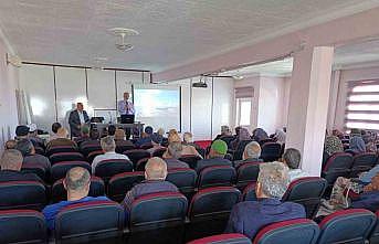 Beyşehirde hacı adaylarına eğitim semineri