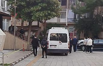 CHPli Kemalpaşa Belediyesine yönelik usulsüzlük operasyonunda 2 tutuklama